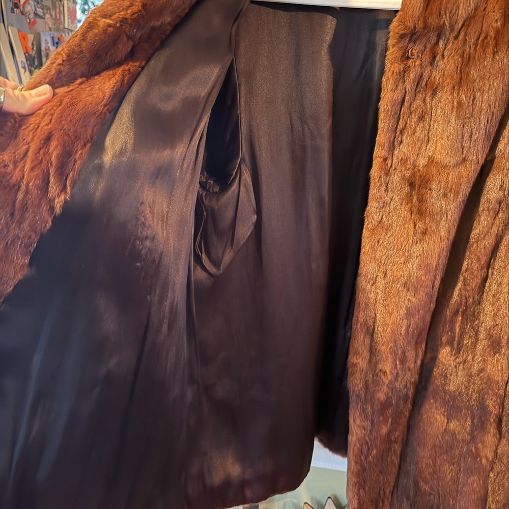 Final Sale!! Bundle! ✨VINTAGE✨ Real Fur (Squirrel/weasel) Coat - Picture 9 of 12
